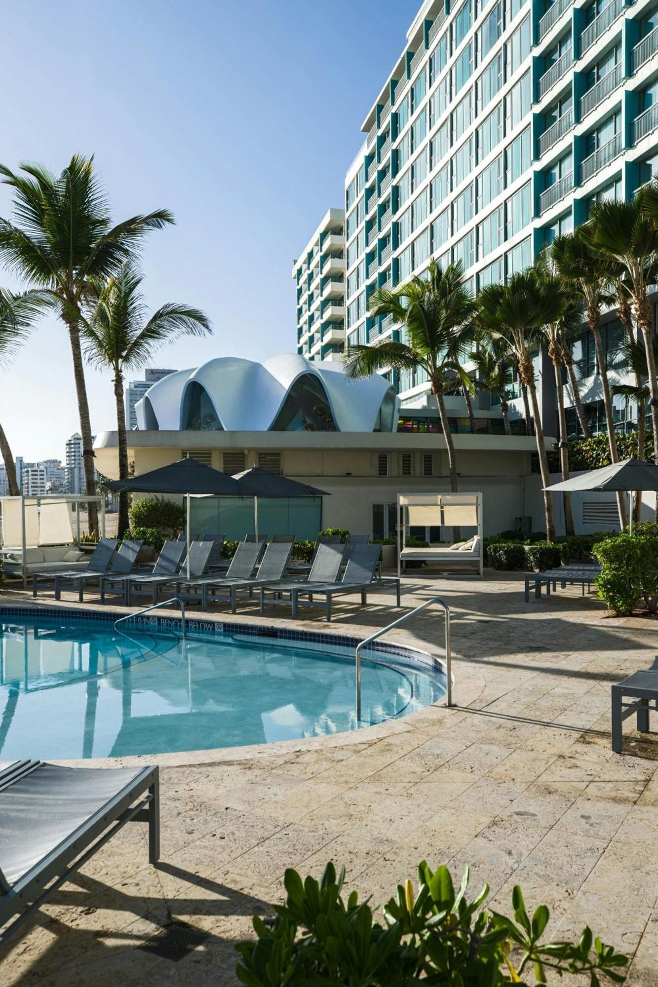 La Concha Renaissance San Juan Resort Exterior photo